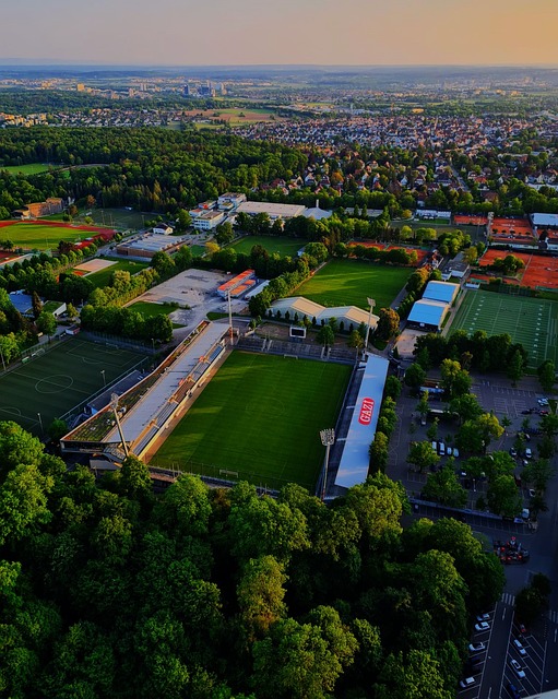 着两个俱乐 着两个俱乐